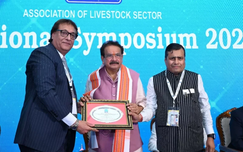 India’s Dairy Sector Contributes 13% to Global Milk Output!